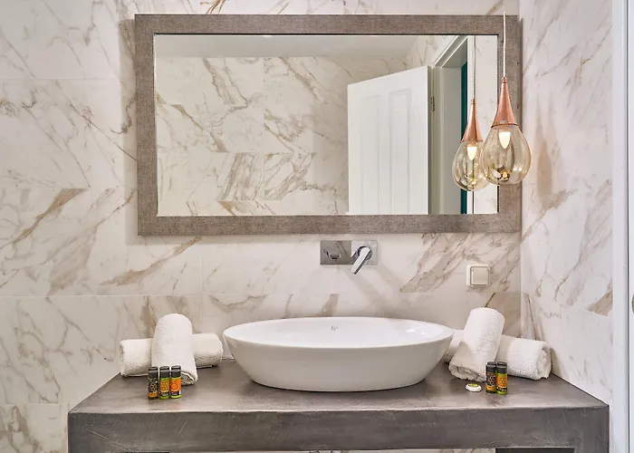 Arte & Mare Elia Luxury And Hotel